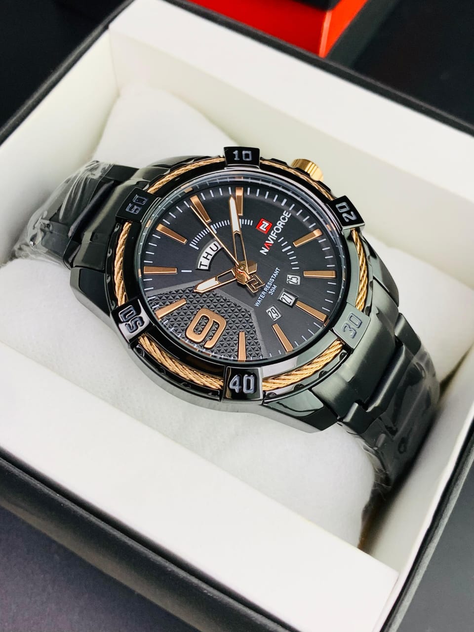 NAVIFORCE 9117 - Casual Stainless Steel Chain Watch For Men's